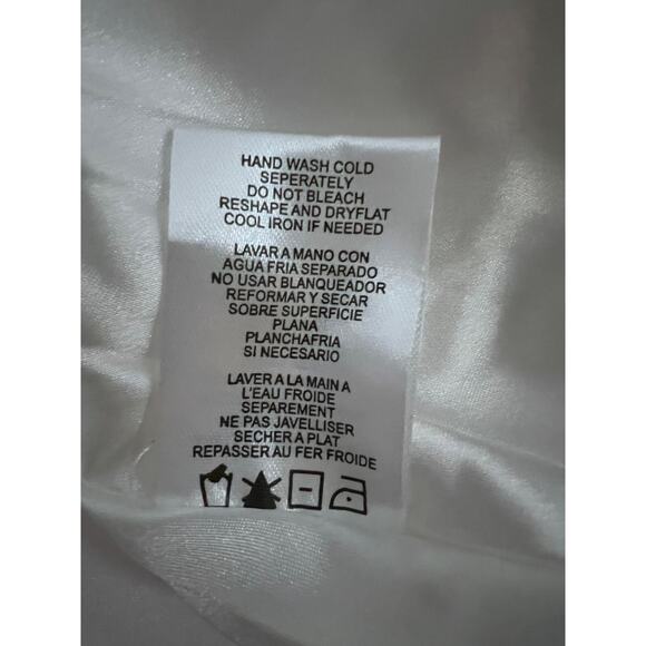 Nina Leonard White Faux Fur Capelet Wrap Jacket Coat Small Button Up Bling New - Picture 11 of 11